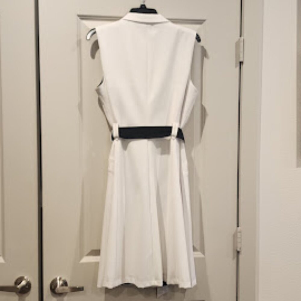 Calvin Klein dress white with black neck trim and black, white belt. Size 12 - Picture 2 of 8